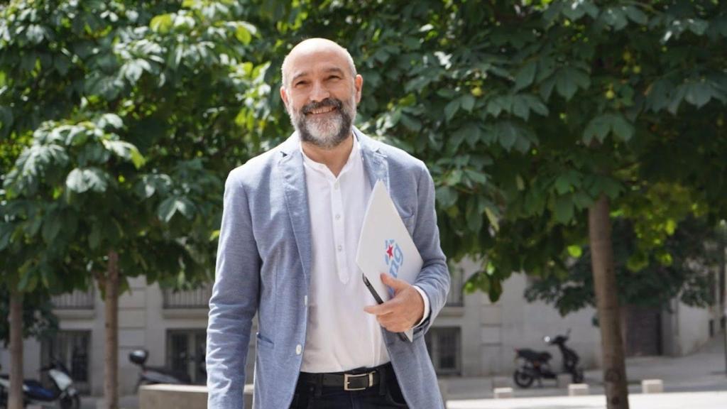 El Gobierno corrige el topónimo deformado de Tui por su forma oficial en el centro de aduanero