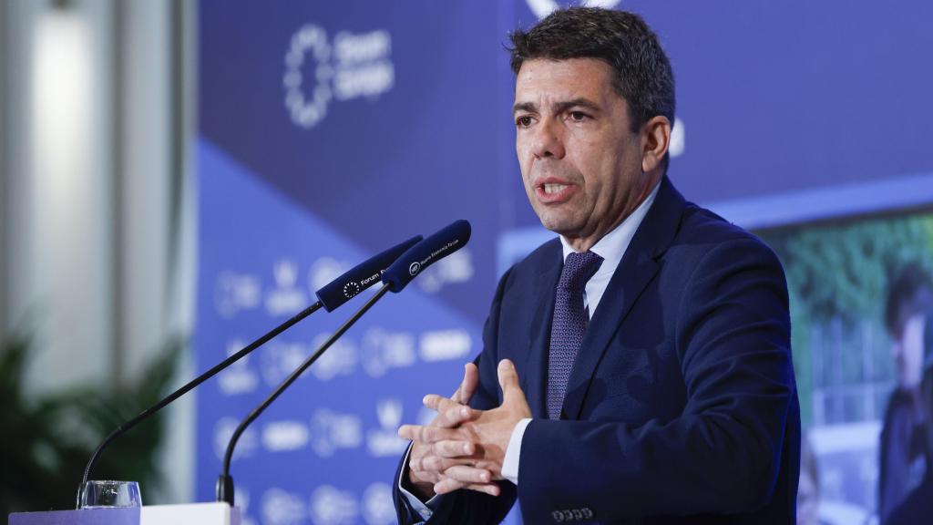 El presidente de la Generalitat Valenciana, Carlos Mazón, en un desayuno informativo de Fórum Europa celebrado en Madrid este lunes. Efe / Chema Moya
