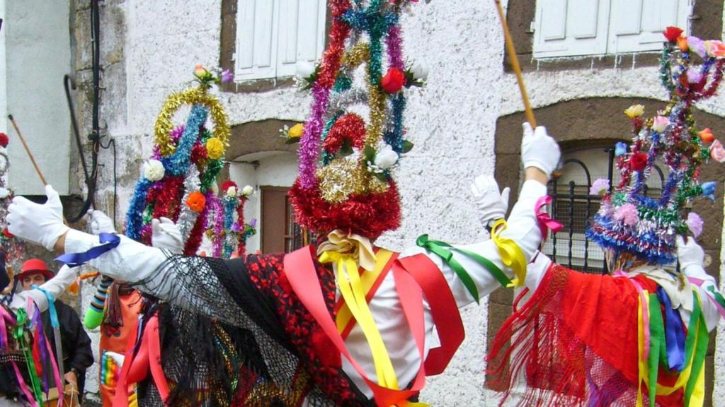 'Mázcaras' en el Entroido de Manzaneda.