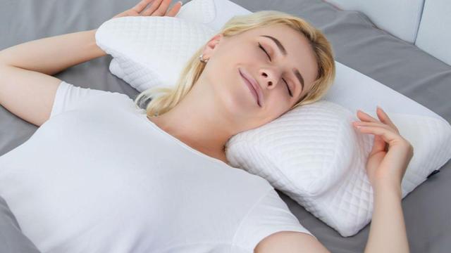La solución para dormir sin dolor de cuello está en Amazon, cuesta menos de 40€ y tiene más de 13.000 valoraciones positivas