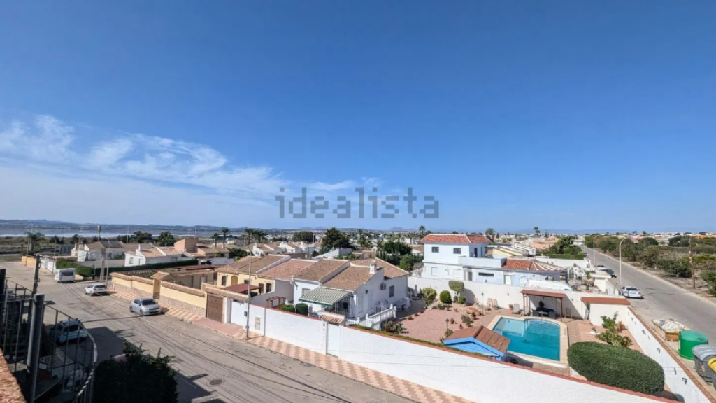 Vistas desde la terraza de la vivienda en Torrevieja.