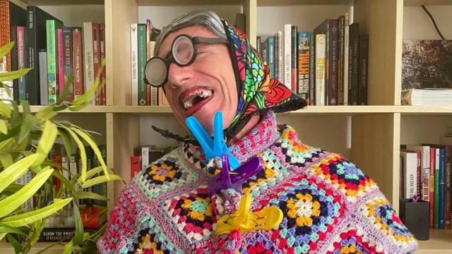 La Paca en la redacción de Quincemil