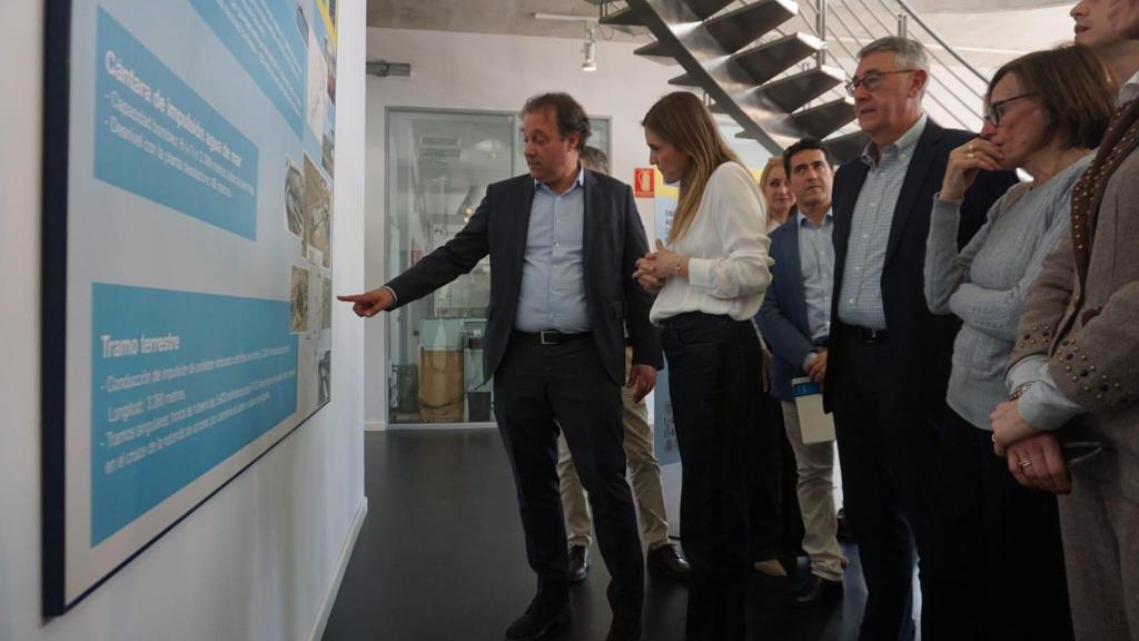 La visita de la ministra para la Transición Ecológica, Sara Aagesen, a la planta desalinizadora de Águilas.