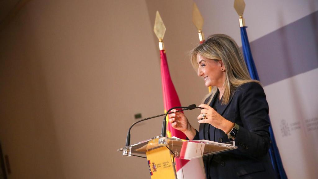 Milagros Tolón durante la rueda de prensa.