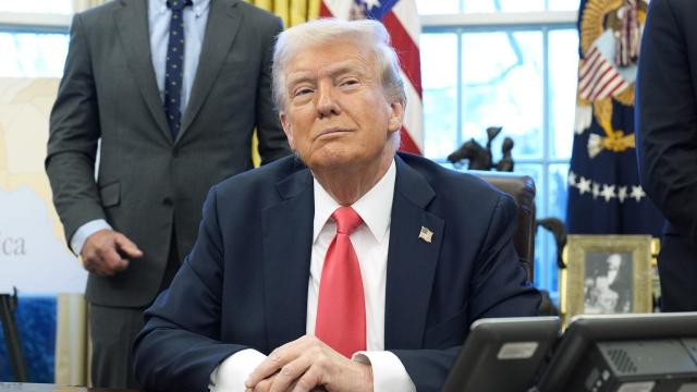 Donald Trump en su Despacho Oval, en Washington, el pasado 25 de febrero.