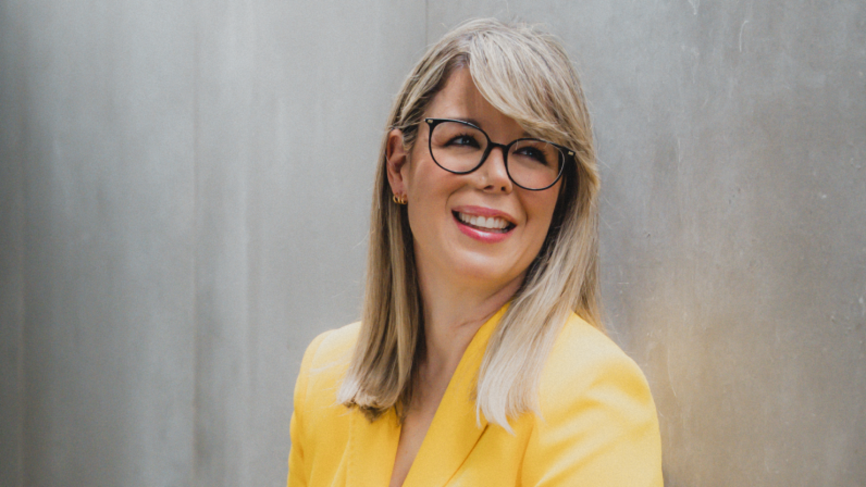 Conchita en las oficinas de Google para una producción con Magas.