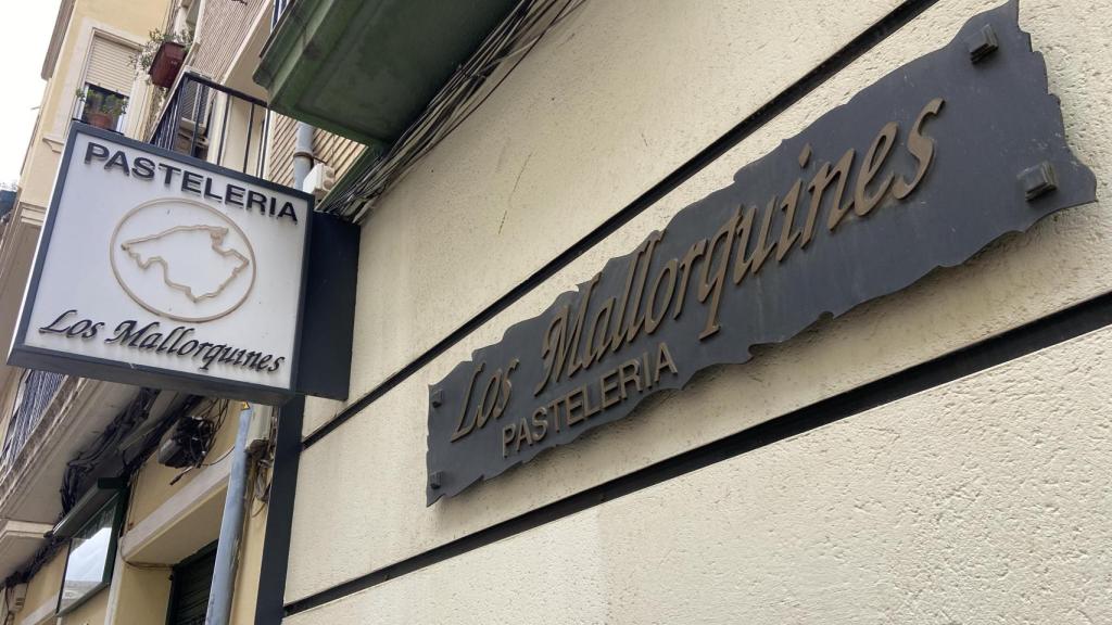 Fachada de la tienda Los Mallorquines.