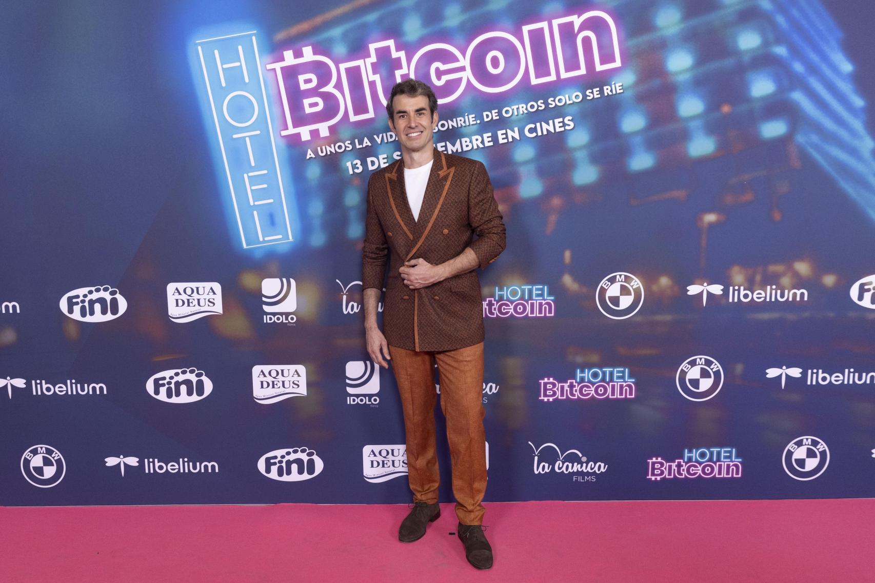 Dani Muriel en el hpotocall del estreno de la película 'Hotel Bitcoin'