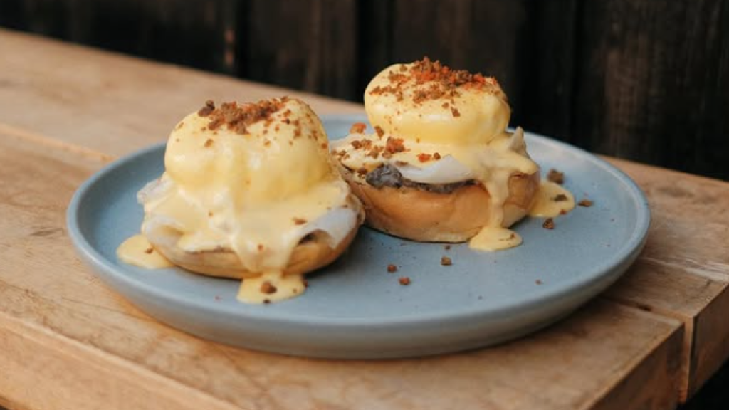 Huevos benedictinos.