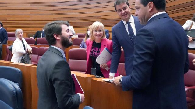 El exvicepresidente de la Junta Juan García-Gallardo, la actual consejera de Industria, Comercio y Empleo, Leticia García, el exviceportavoz del PP Ángel Ibáñez y el exportavoz popular Raúl de la Hoz, cuatro de los 14 procuradores que han dejado sus actas en las Cortes durante la XI Legislatura
