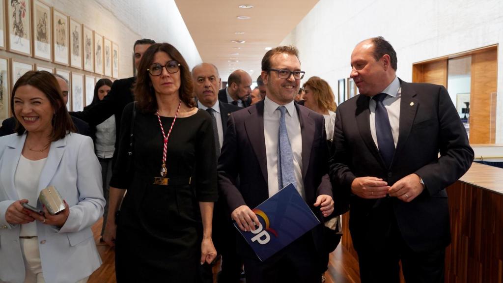 El portavoz del Grupo Popular, Ricardo Gavilanes, durante el acto de conmemoración del 42 aniversario del Estatuto, este viernes