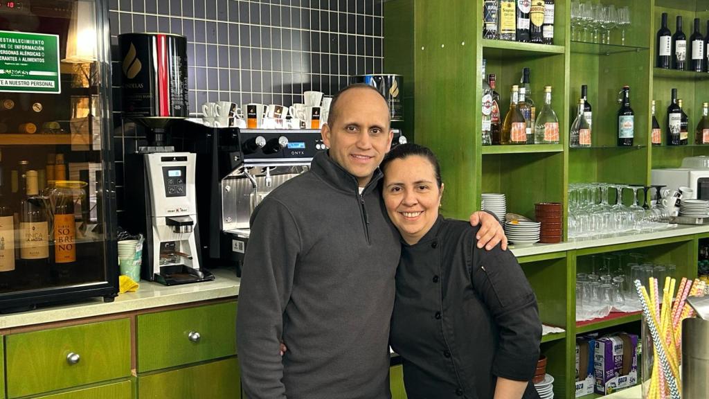 Los nuevos dueños del bar Dativo de Zamora: Flor Sánchez y Juan Pablo Delgado