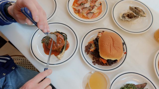 Algunos de los platos que llegan a la mesa de Chuck's