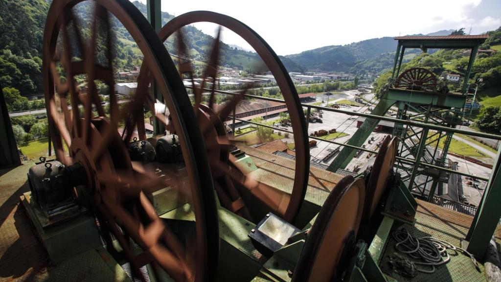 Castillete Pozo Sotón en San Martín del Rey Aurelio. Foto: Pozo Sotón - Hunosa / Turismo Asturias