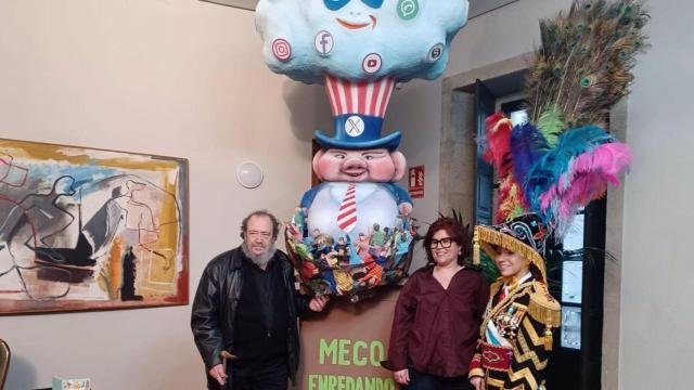 Donald Trump y Elon Musk, presentes en el 'meco' del Carnaval de Santiago.