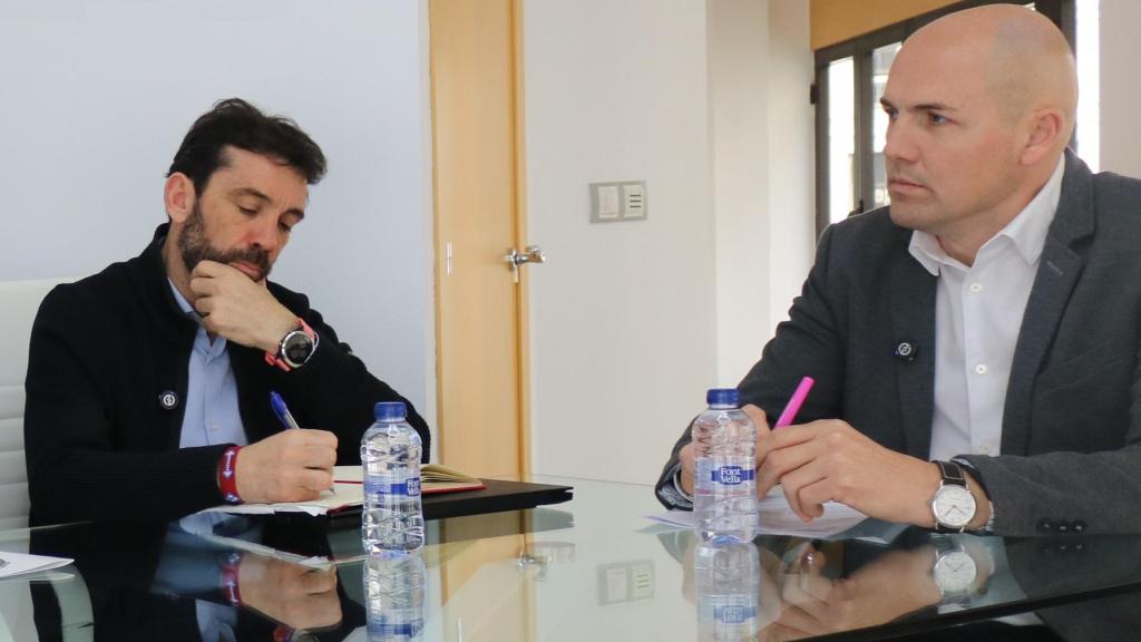 Los alcaldes de Aínsa y Boltaña, durante el foro.