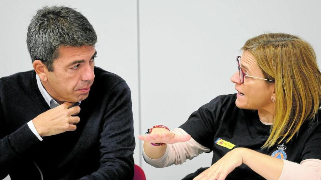 Carlos Mazón y Pilar Bernabé, en el Cecopi. Efe