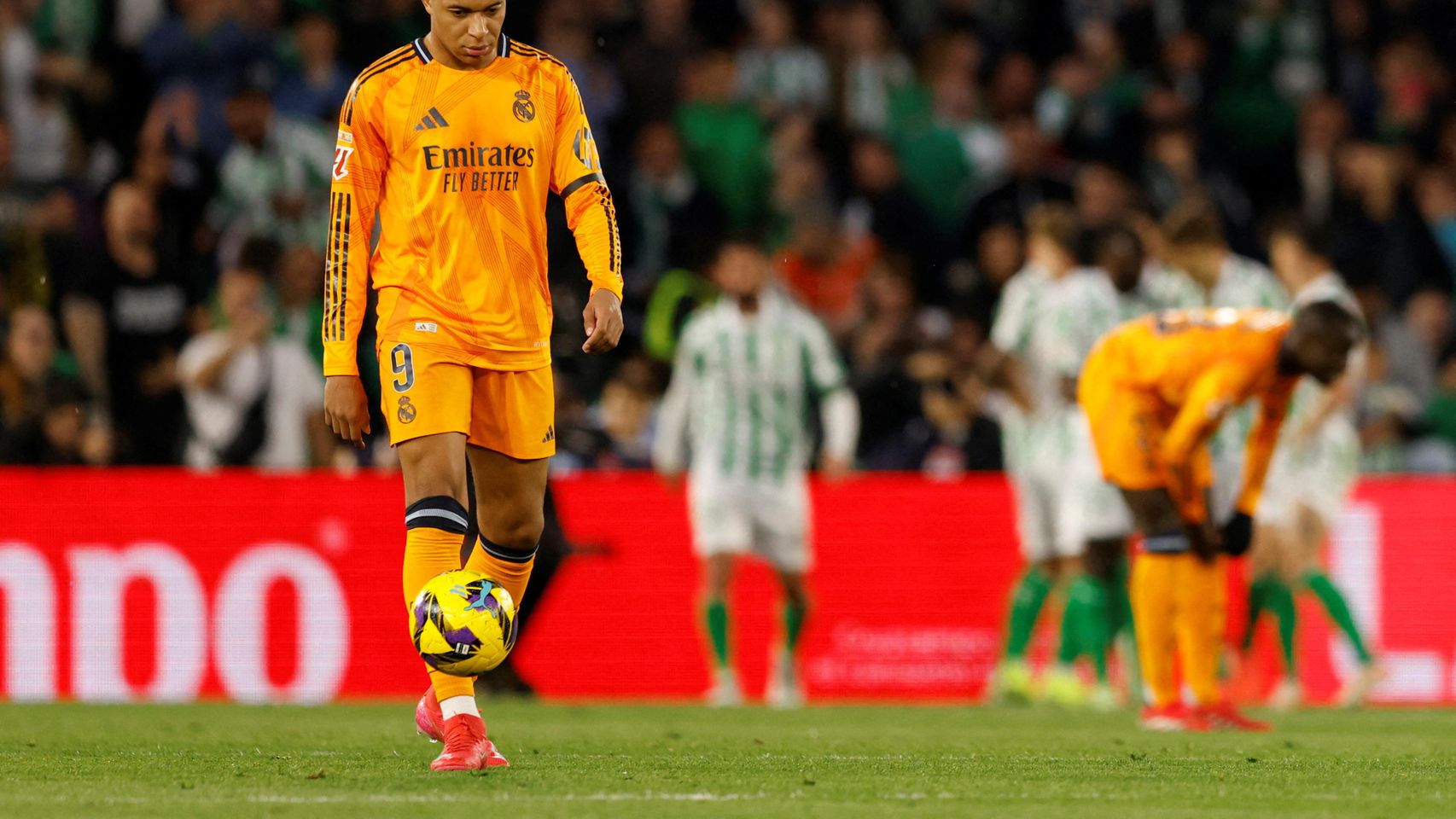 El Real Madrid vuelve a pinchar en el momento más peligroso de la ...