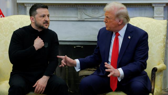 Volodímir Zelenski y Donald Trump en la Casa Blanca este viernes.