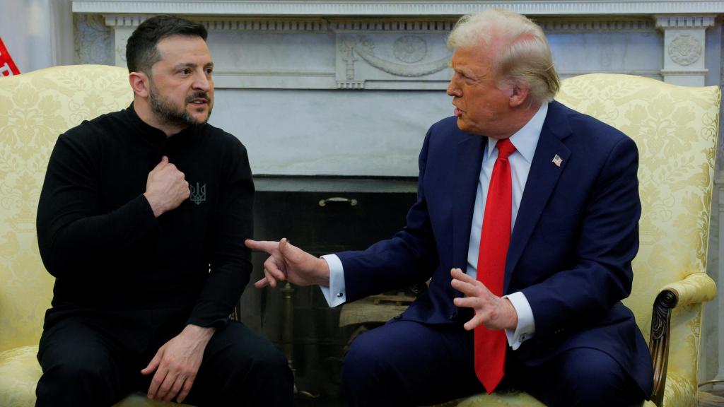 Volodímir Zelenski y Donald Trump en la Casa Blanca este viernes.