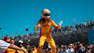 Álex Palou celebra su victoria en la IndyCar.