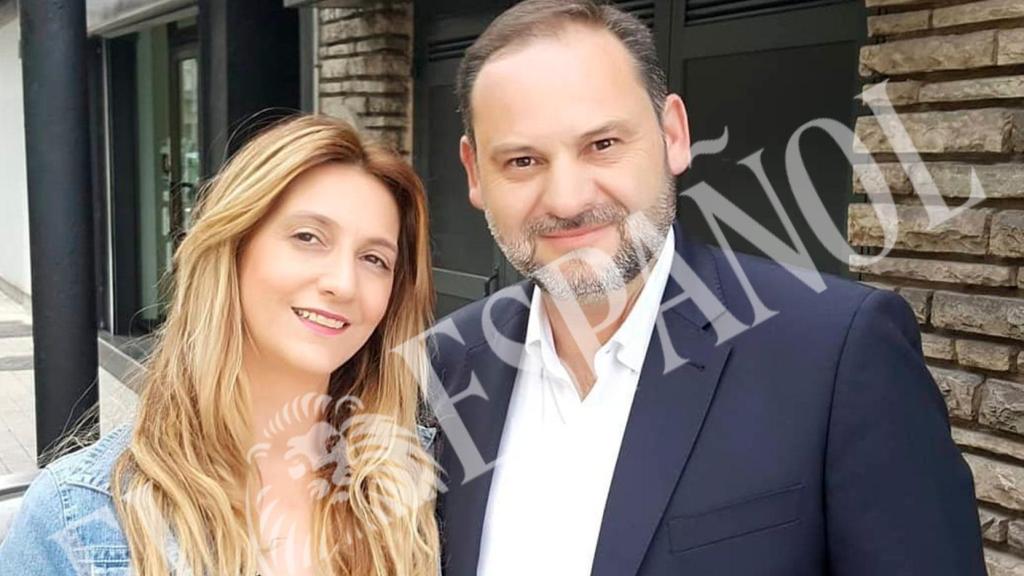 Claudia Montes, Miss Asturias, y José Luis Ábalos.