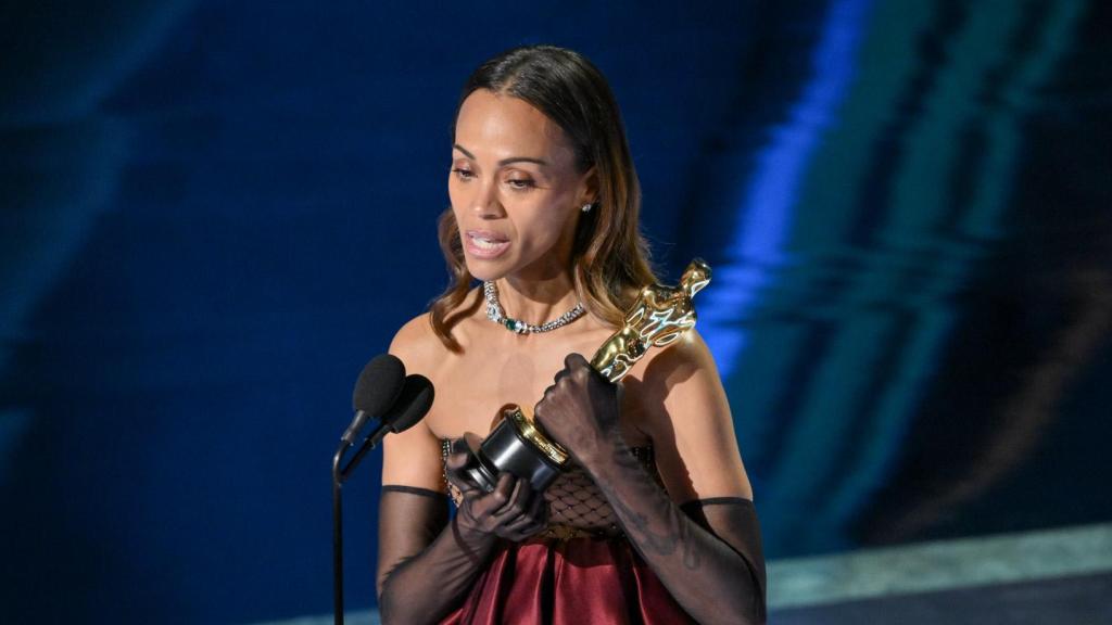 Zoe Saldaña ha ganado el Oscar a mejor actriz de reparto.