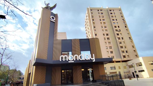 Imagen del exterior del nuevo edificio 'coworking' de Monday en Málaga.