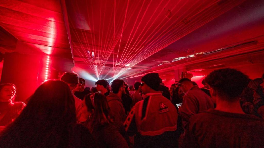 Fiesta en el parking.