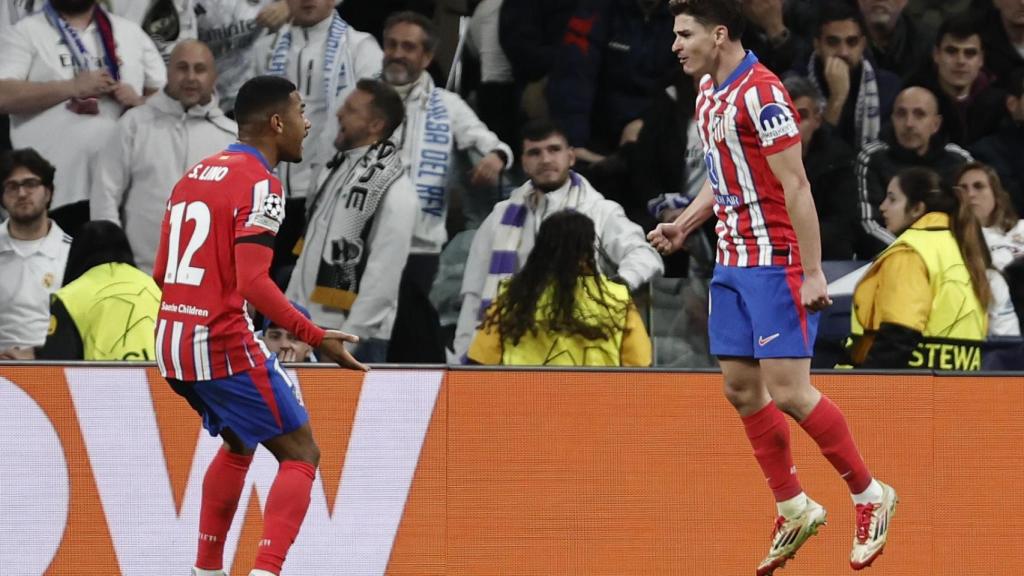 Julián Álvarez celebra su gol contra el Real Madrid