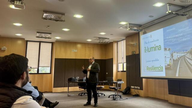 Óscar Villanueva en el encuentro i-DE en Castilla y León