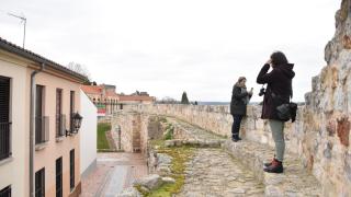 Nueva calle en Zamora tras el derribo de una vivienda en la calle Postigo