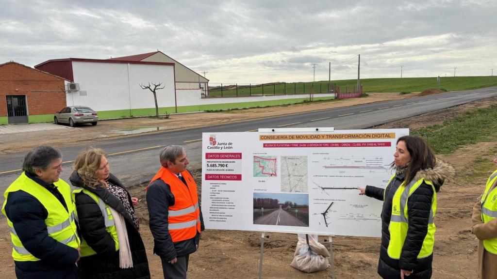 Visita al tramo en obras por parte del consejero de Movilidad y Transformación Digital