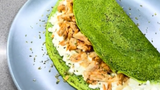 La cena ligera y proteica que siempre hago cuando no quiero cocinar: lista en 10 minutos con sólo 4 ingredientes