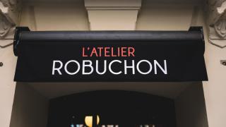 Cierra Robuchon Madrid, el restaurante del chef con más estrellas del mundo: por qué no ha cuajado en la capital