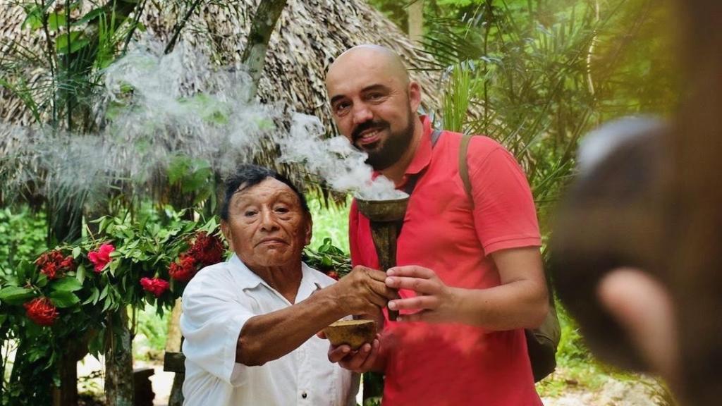 Alvientooo es finalista de los Premios Trotamundos.