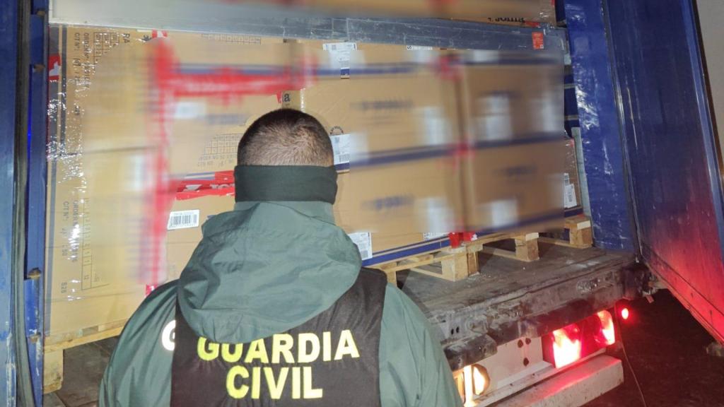 Remolque que estaban intentando robar.