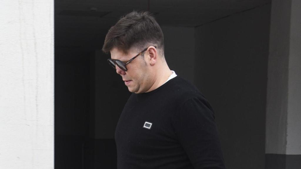 Lucas, en las inmediaciones del tanatorio de Cádiz este 5 de marzo.