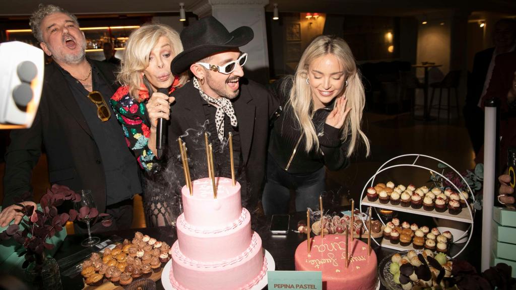 Jau Fornés y Ana Mena en la fiesta de cumpleaños.