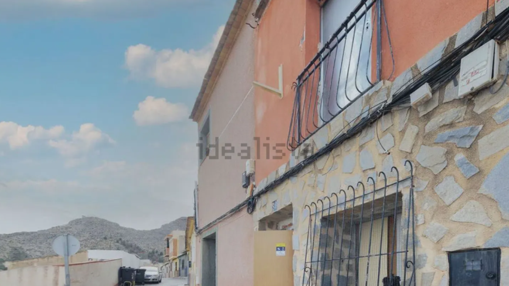 Una de las viviendas más baratas a la venta en Callosa