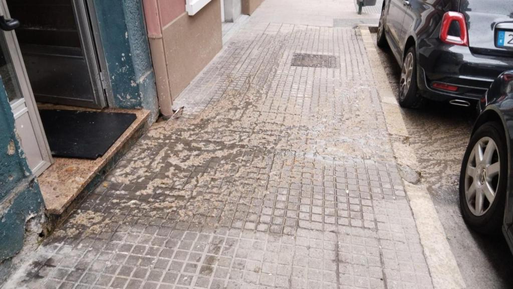 Vertido de aguas fecales en Os Mallos.