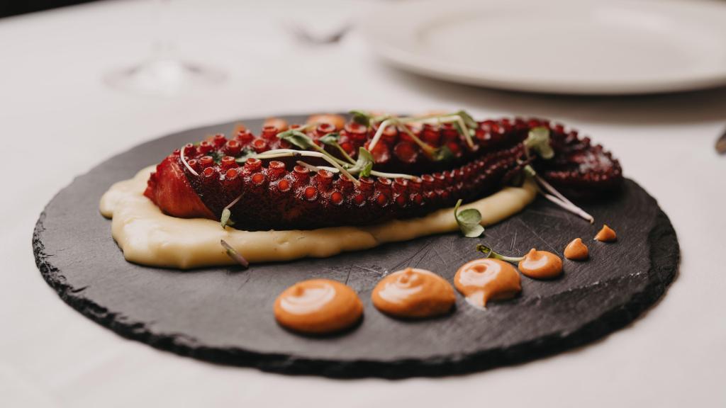 Pulpo con parmentiere de patata de La Reinosa.