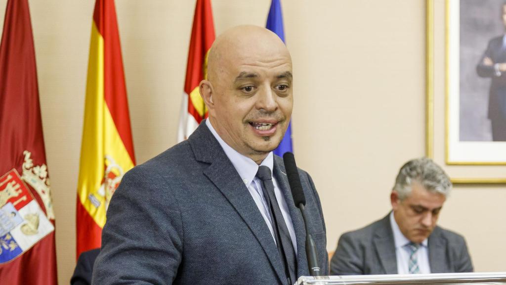 El poeta y escritor Juan Antonio González Iglesias