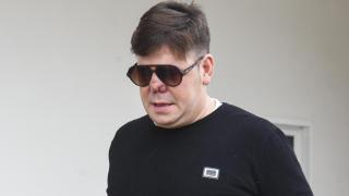 Lucas, de Andy y Lucas, llegando al tanatorio este miércoles, 5 de marzo.