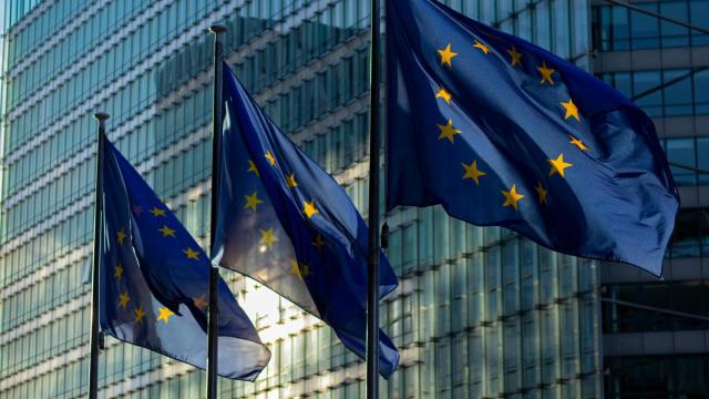 Banderas de la UE en Bruselas.