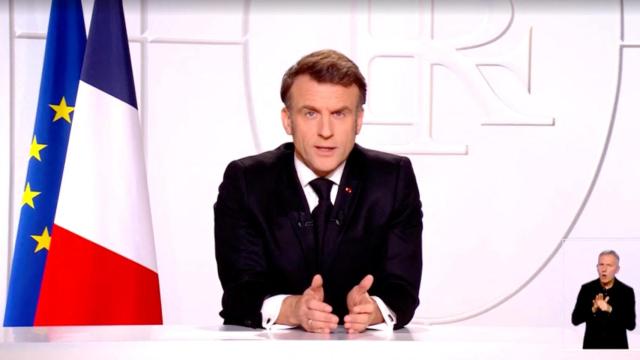 El presidente francés Emmanuel Macron se dirige a la nación, en París, Francia, el 5 de marzo de 2025, en esta captura de pantalla tomada de un vídeo.