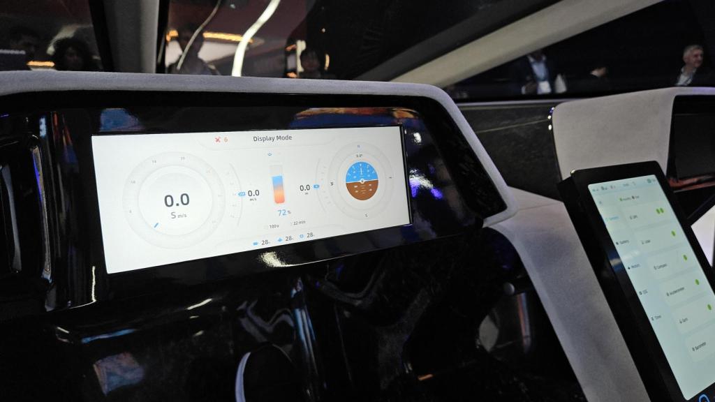 Pantallas en el interior de la cabina del XPeng X2