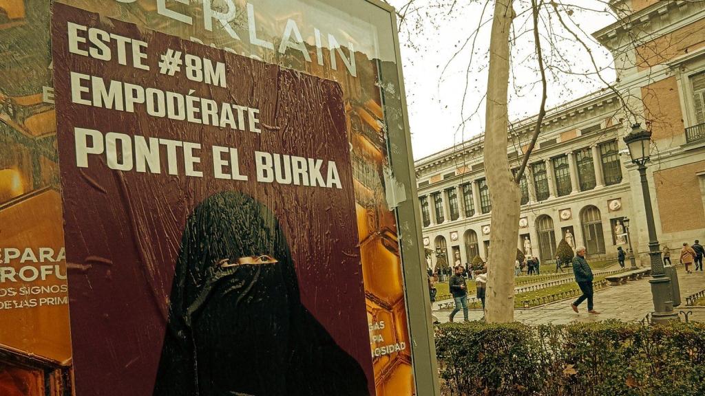 Uno de los carteles de Hacer Nación en Madrid.