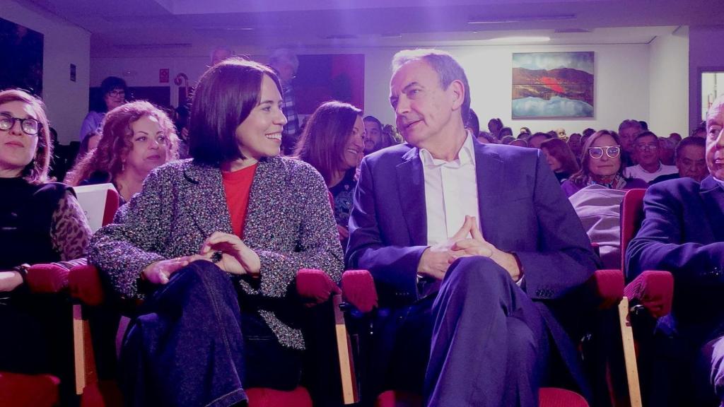 José Luis Rodríguez Zapatero junto a Diana Morant en el acto de este miércoles. EE