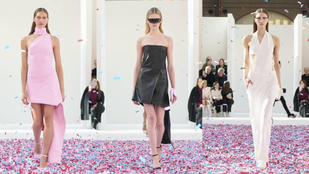 SIluetas del desfile de Courrèges en París.